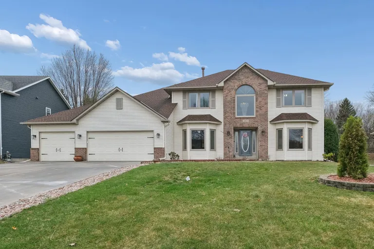 10924 Andover Ct, Inver Grove Heights, MN 55077