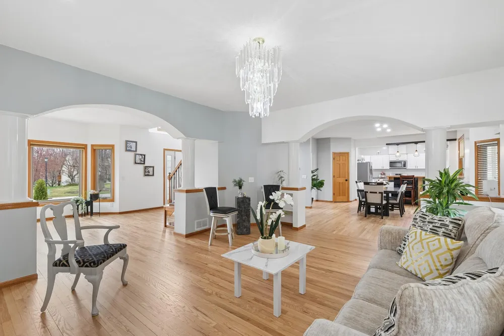 10924 Andover Ct, Inver Grove Heights, MN 55077