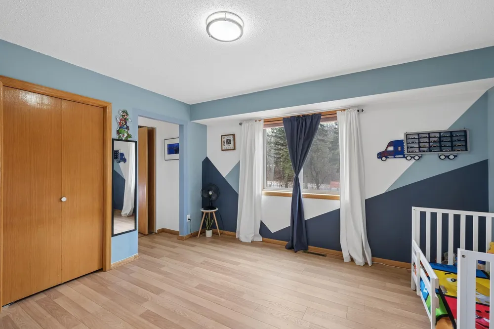 10924 Andover Ct, Inver Grove Heights, MN 55077