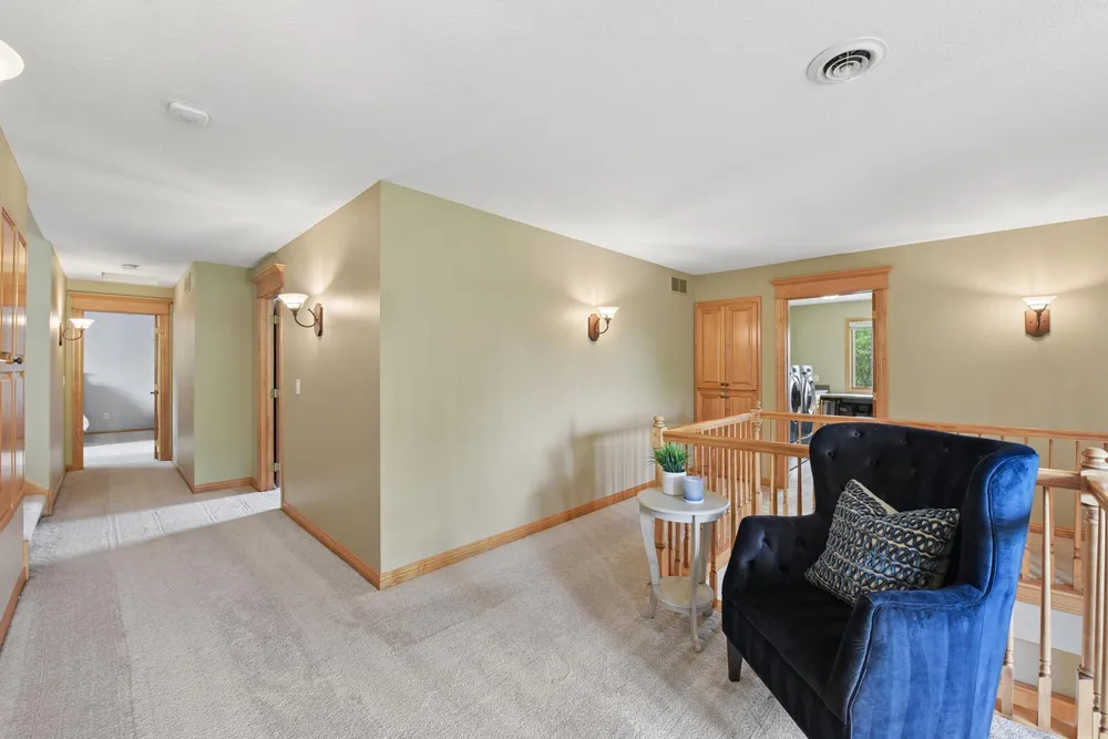 3312 Crestmoor Bay, Woodbury, MN 55125