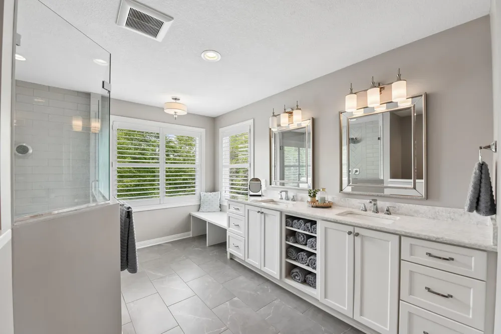 3312 Crestmoor Bay, Woodbury, MN 55125