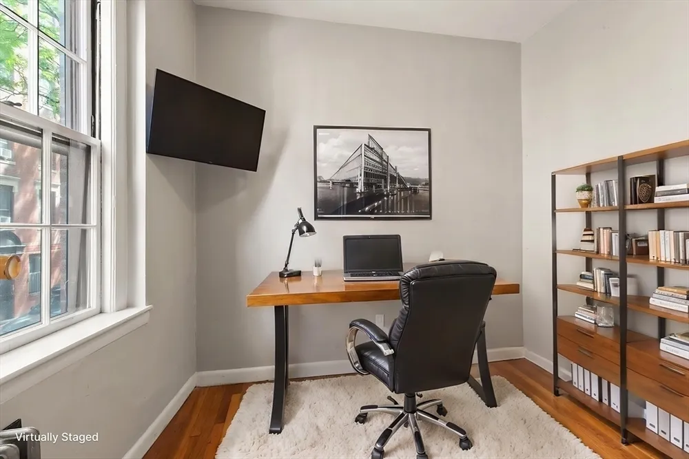 78 Phillips St, Boston, MA 02114