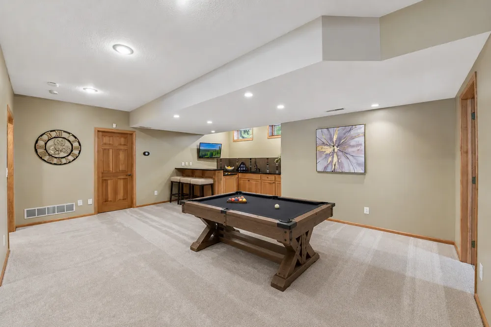 3312 Crestmoor Bay, Woodbury, MN 55125