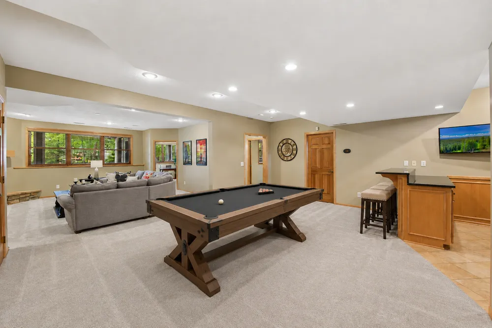 3312 Crestmoor Bay, Woodbury, MN 55125