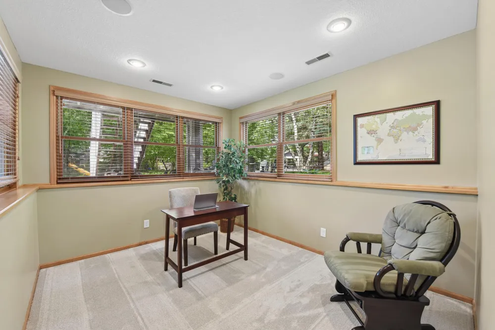 3312 Crestmoor Bay, Woodbury, MN 55125