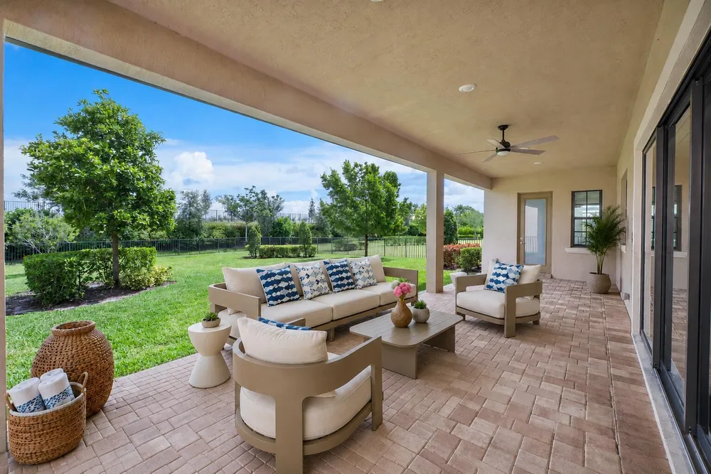 12745 Bayside Ct, Parkland, FL 33076