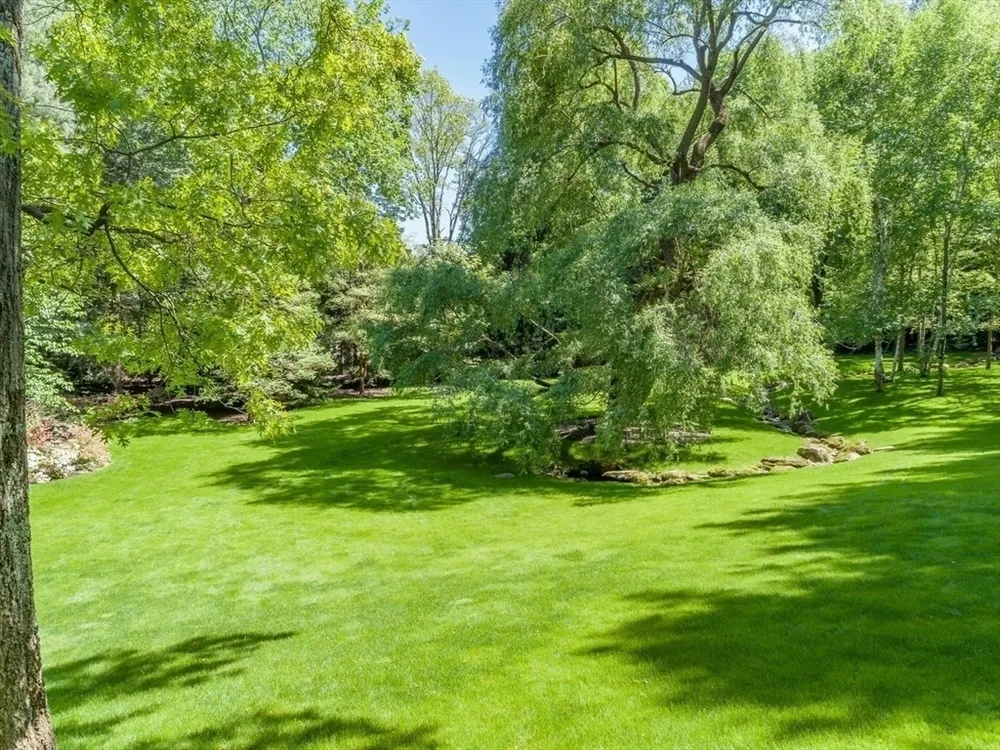 Sears Rd, Brookline, MA 02445