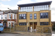 Freshford Street London SW18 photo 15