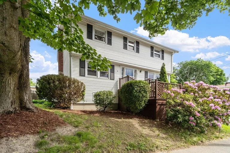41 Ord St, Salem, MA 01970