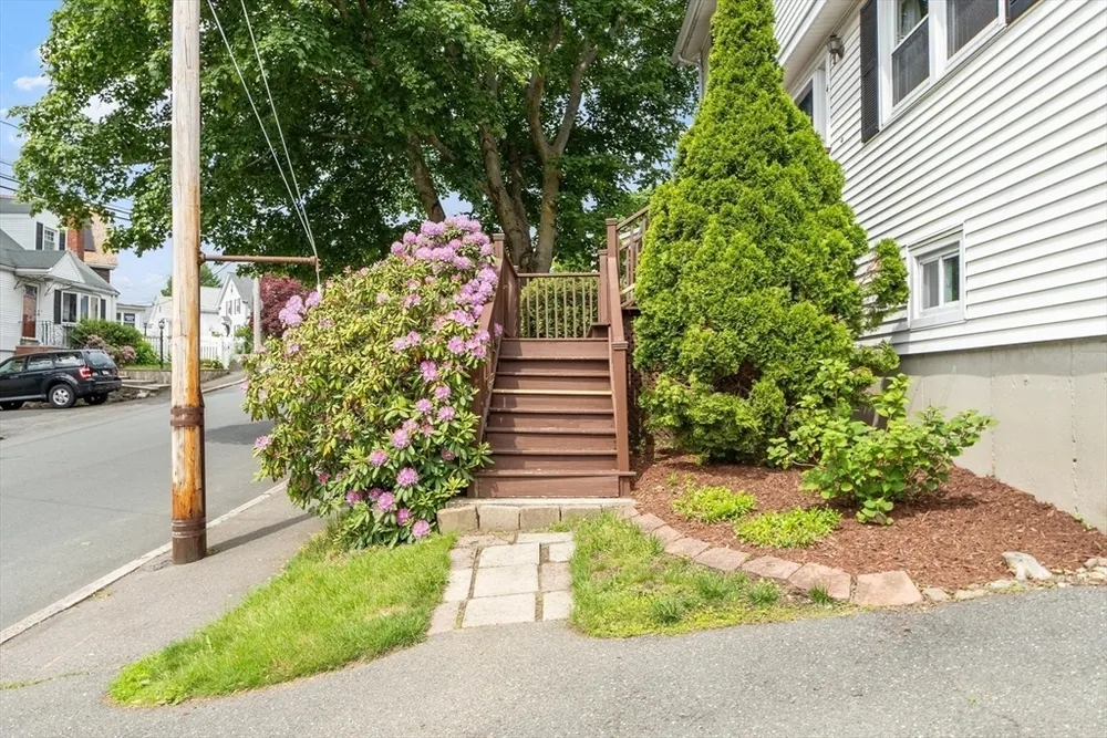 41 Ord St, Salem, MA 01970