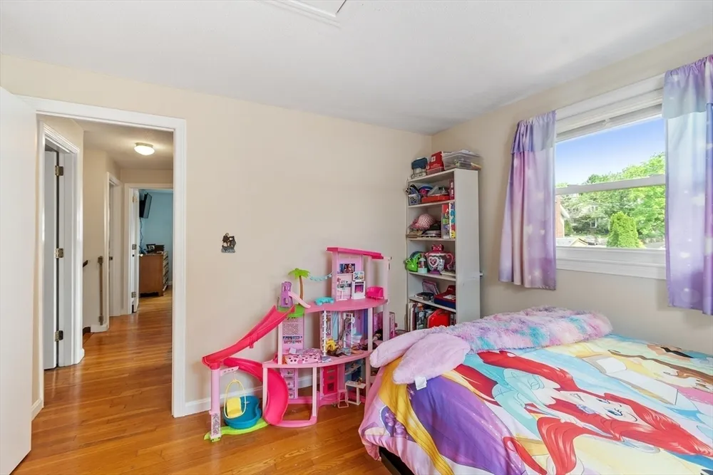 41 Ord St, Salem, MA 01970