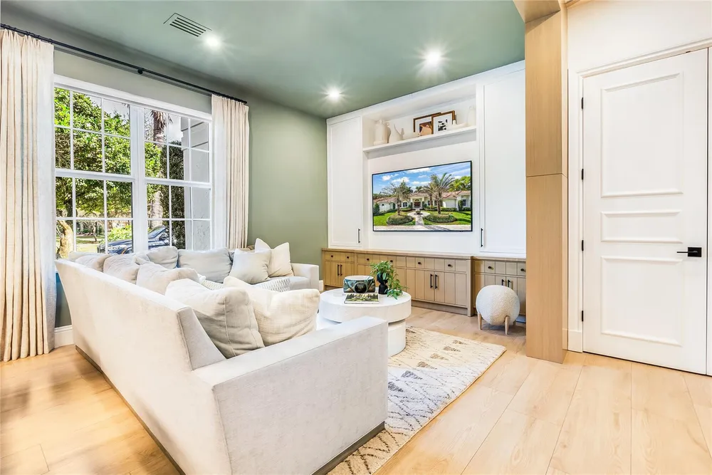 2825 Hackney Rd, Weston, FL 33331
