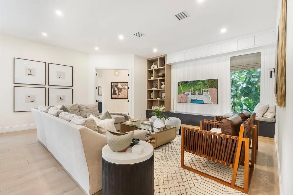 2825 Hackney Rd, Weston, FL 33331