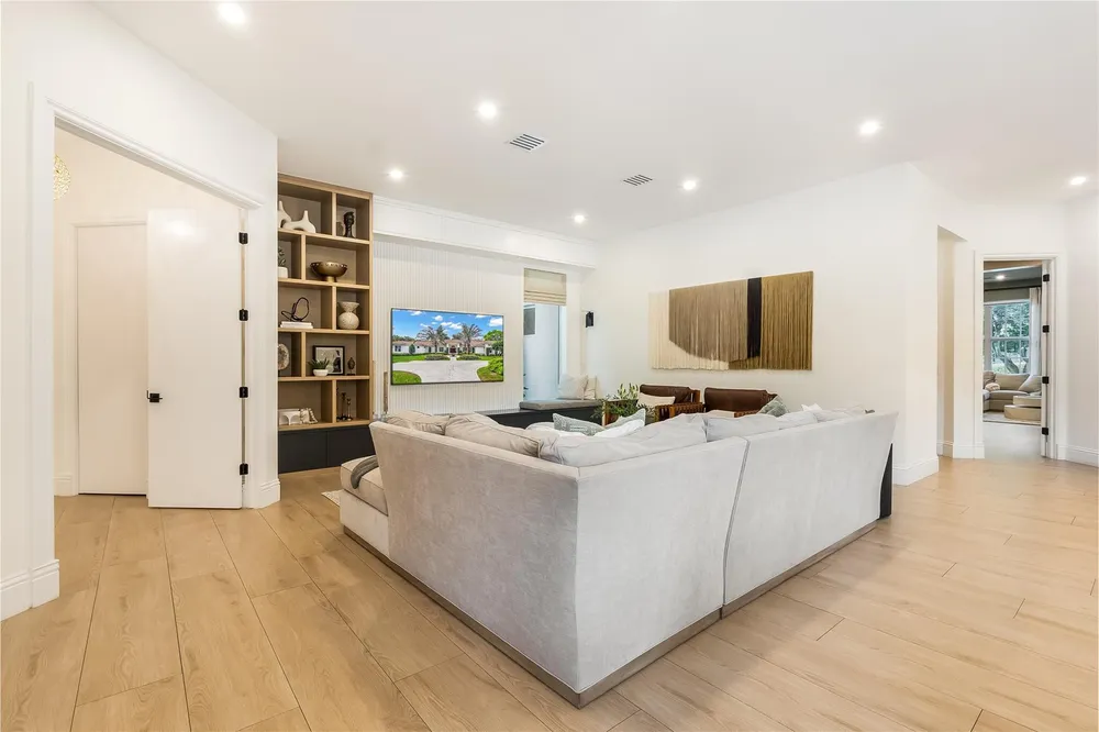 2825 Hackney Rd, Weston, FL 33331