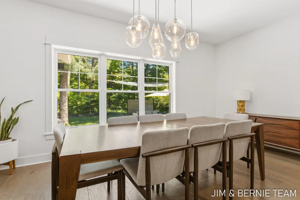 6225 LIGHTHOUSE CT, Saugatuck, MI 49453