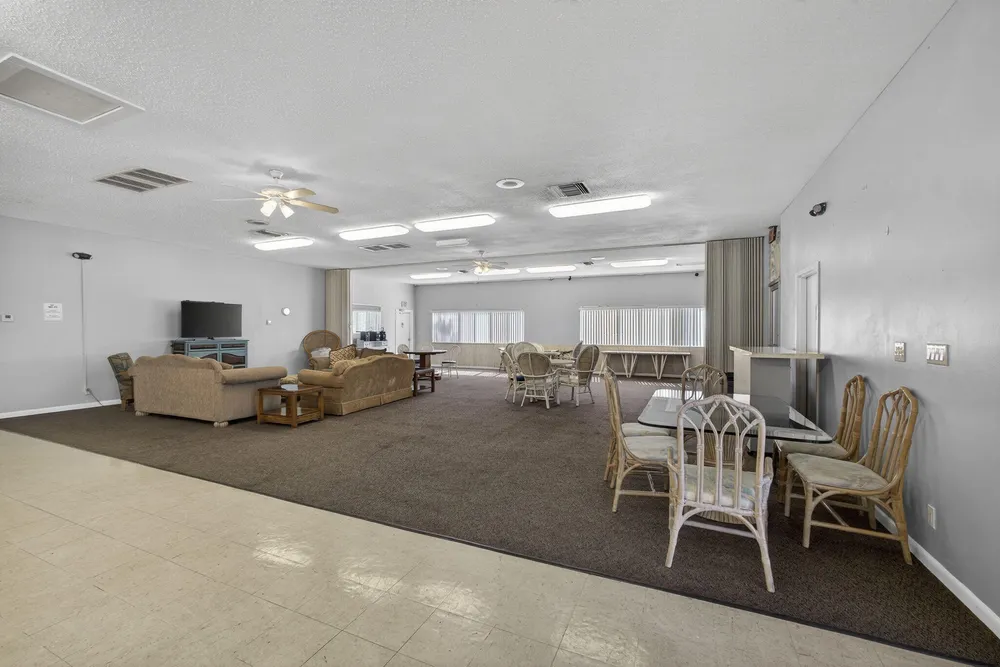 896 S Federal Hwy, Lantana, FL 33462