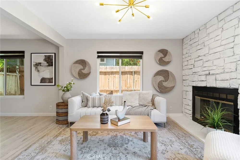 808 S California Ave, Monrovia, CA 91016