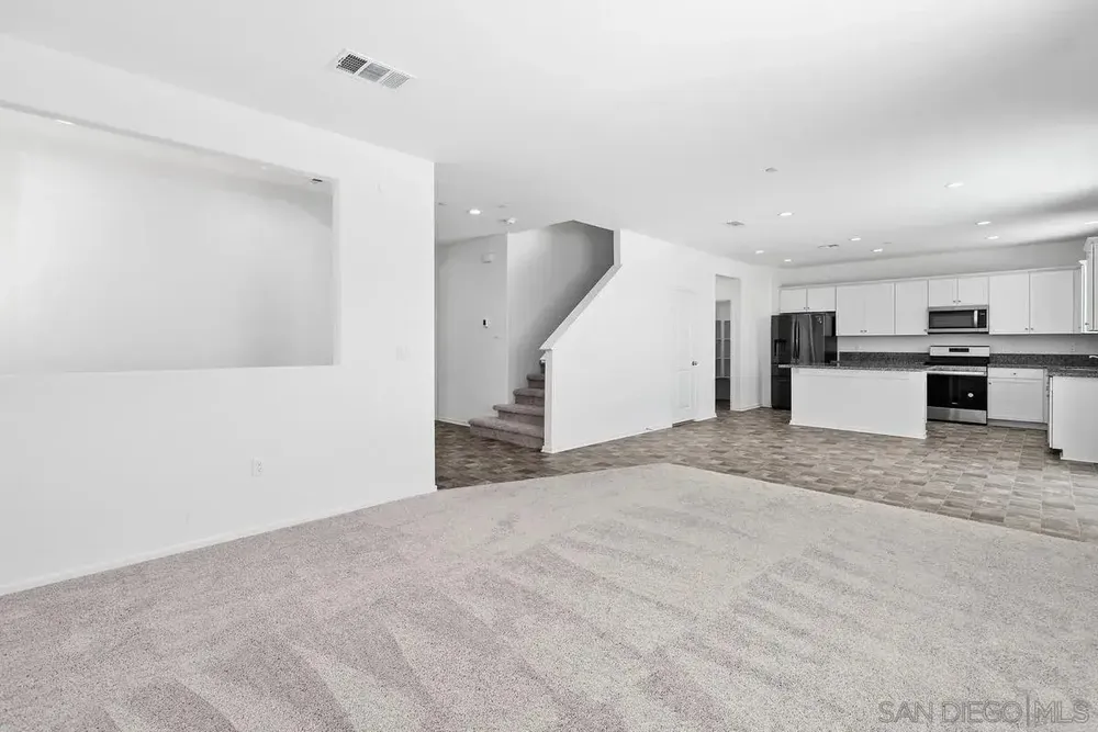 4872 Goldfinch St, Hemet, CA 92545