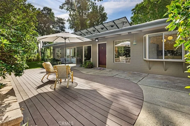 444 Oneida Dr, Pasadena, CA 91107