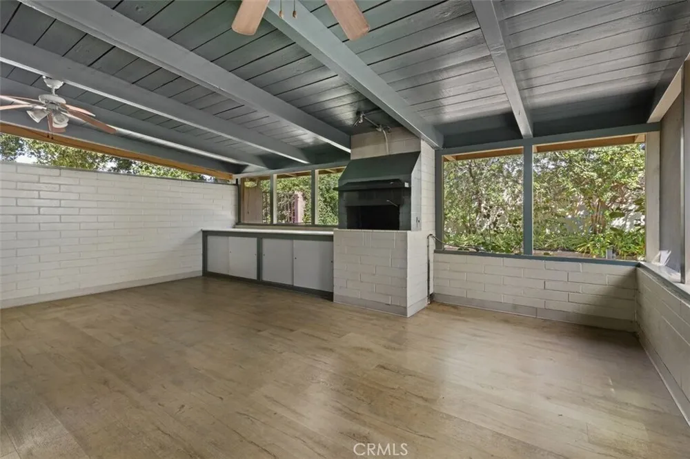 444 Oneida Dr, Pasadena, CA 91107