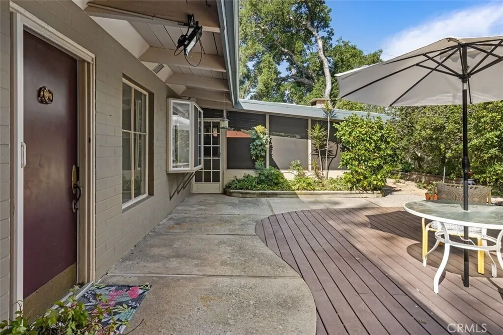 444 Oneida Dr, Pasadena, CA 91107