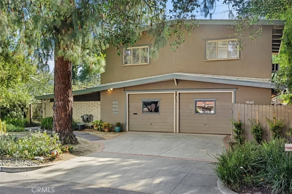 444 Oneida Dr, Pasadena, CA 91107