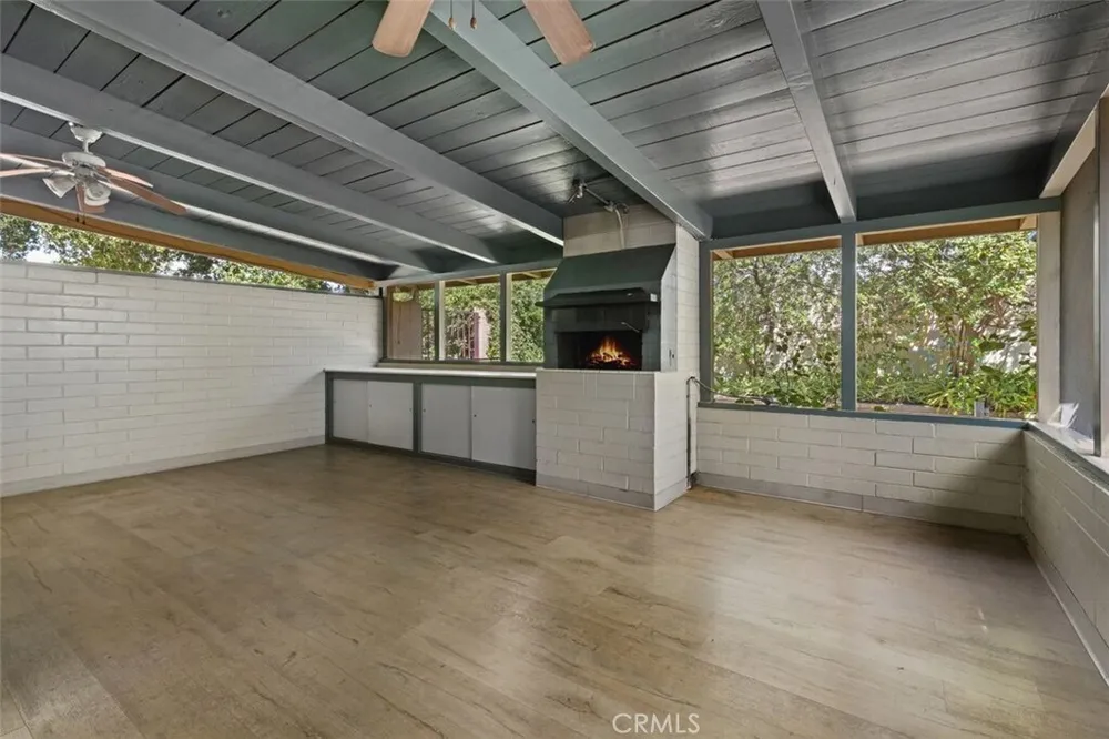 444 Oneida Dr, Pasadena, CA 91107