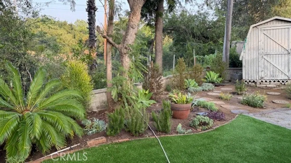 444 Oneida Dr, Pasadena, CA 91107
