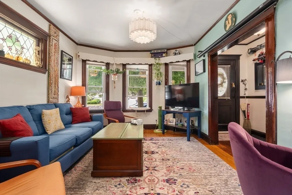 124 Brooks St, Boston, MA 02135