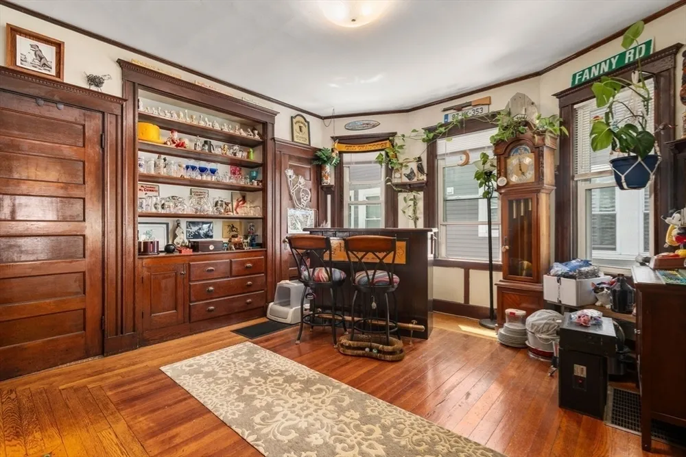 124 Brooks St, Boston, MA 02135