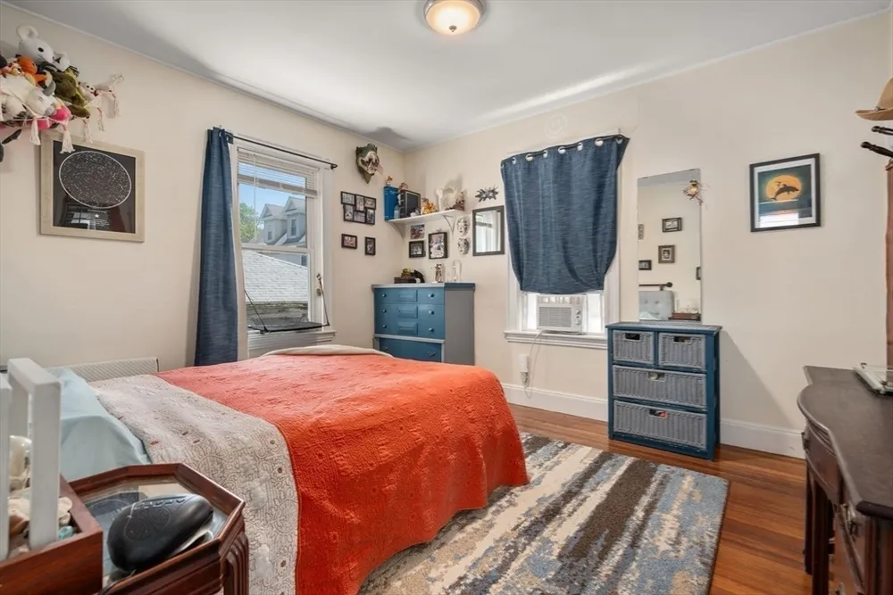 124 Brooks St, Boston, MA 02135