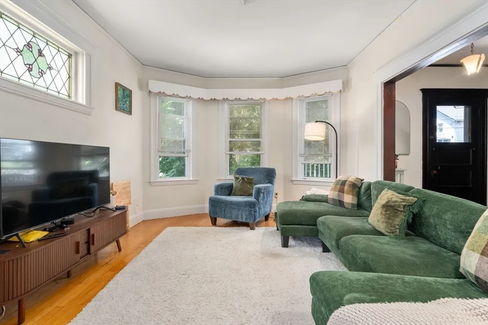 124 Brooks St, Boston, MA 02135