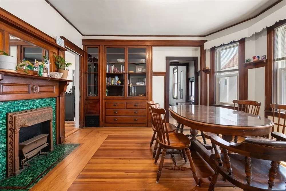 124 Brooks St, Boston, MA 02135
