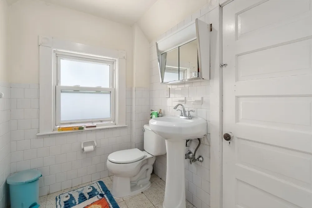 124 Brooks St, Boston, MA 02135
