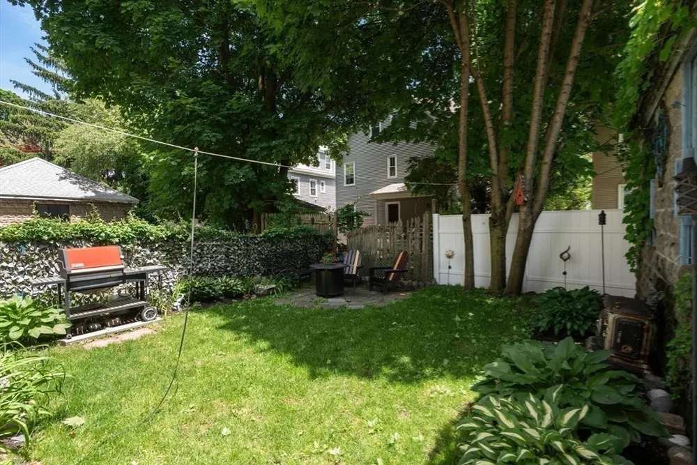 124 Brooks St, Boston, MA 02135