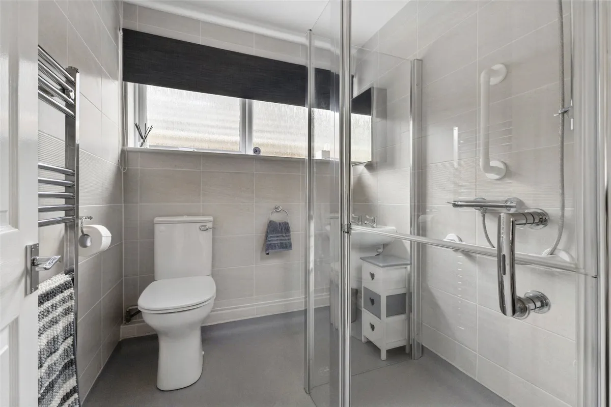 Widmore Road, Basingstoke, RG22