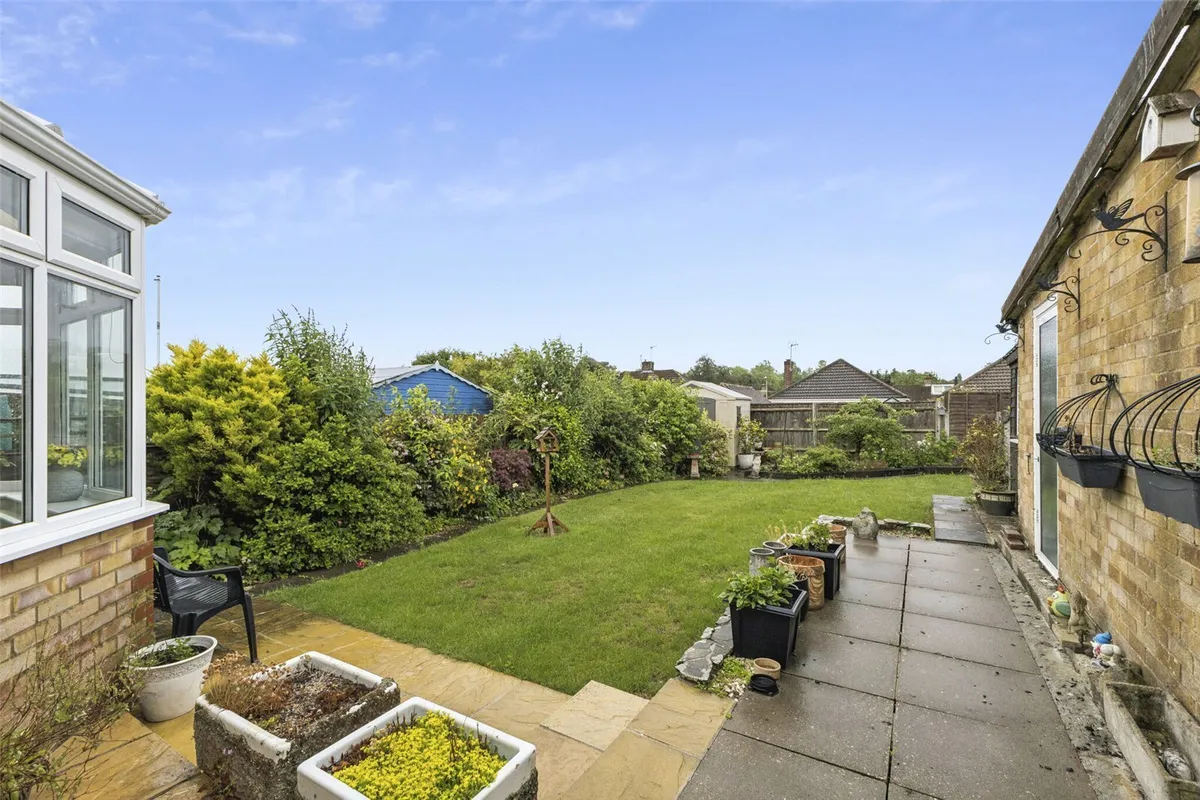 Widmore Road, Basingstoke, RG22