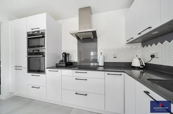 Whitebeam Close, Silsoe, MK45 photo 8