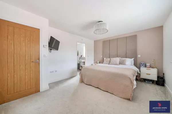Whitebeam Close, Silsoe, MK45 photo 11
