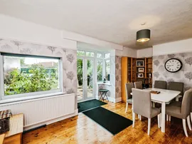 Seamill Park Crescent, Worthing thumb 2
