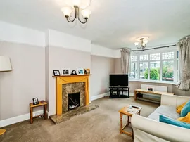 Seamill Park Crescent, Worthing thumb 3