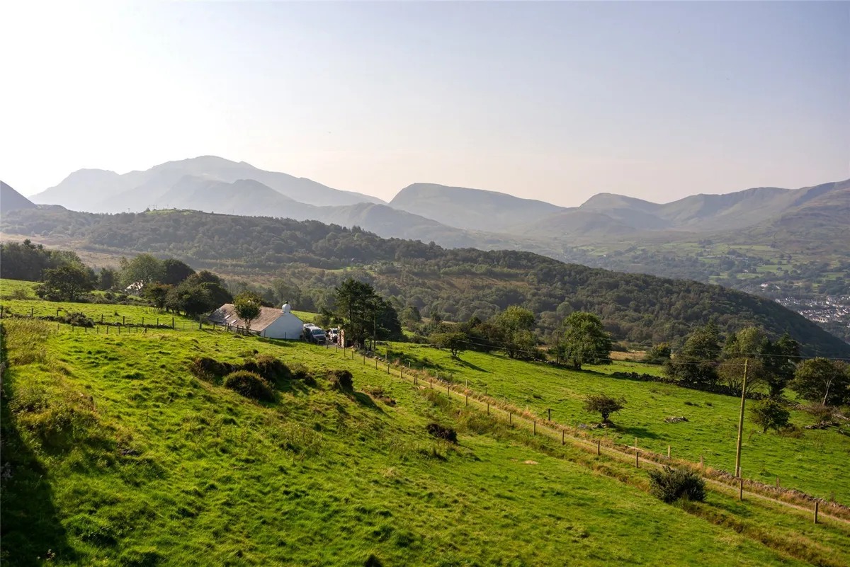 Fachwen, Caernarfon, Gwynedd, LL55
