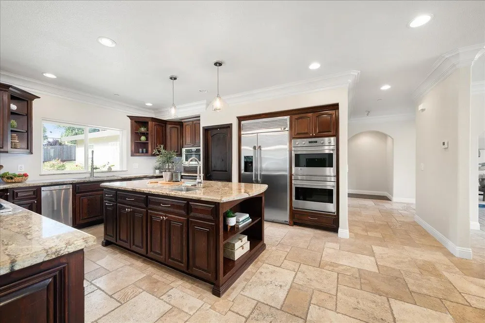 6817 Rappahannock Way, Carmichael, CA 95608