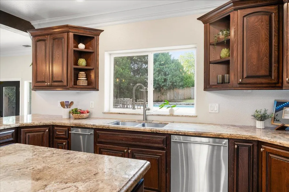 6817 Rappahannock Way, Carmichael, CA 95608