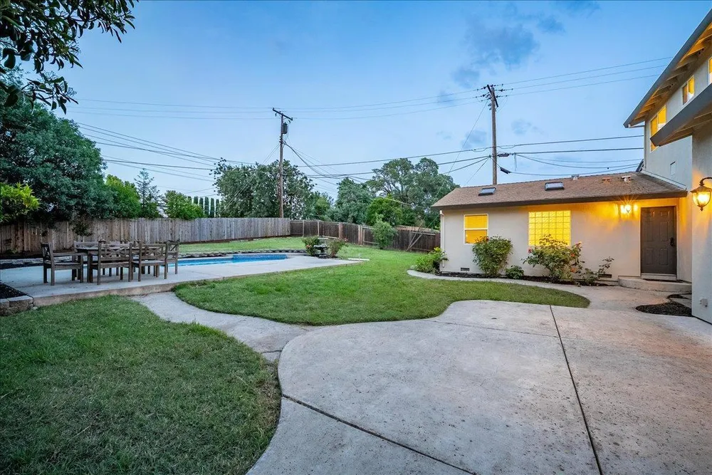 6817 Rappahannock Way, Carmichael, CA 95608