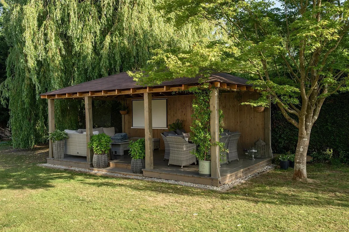 Staplehurst, Tonbridge, Kent