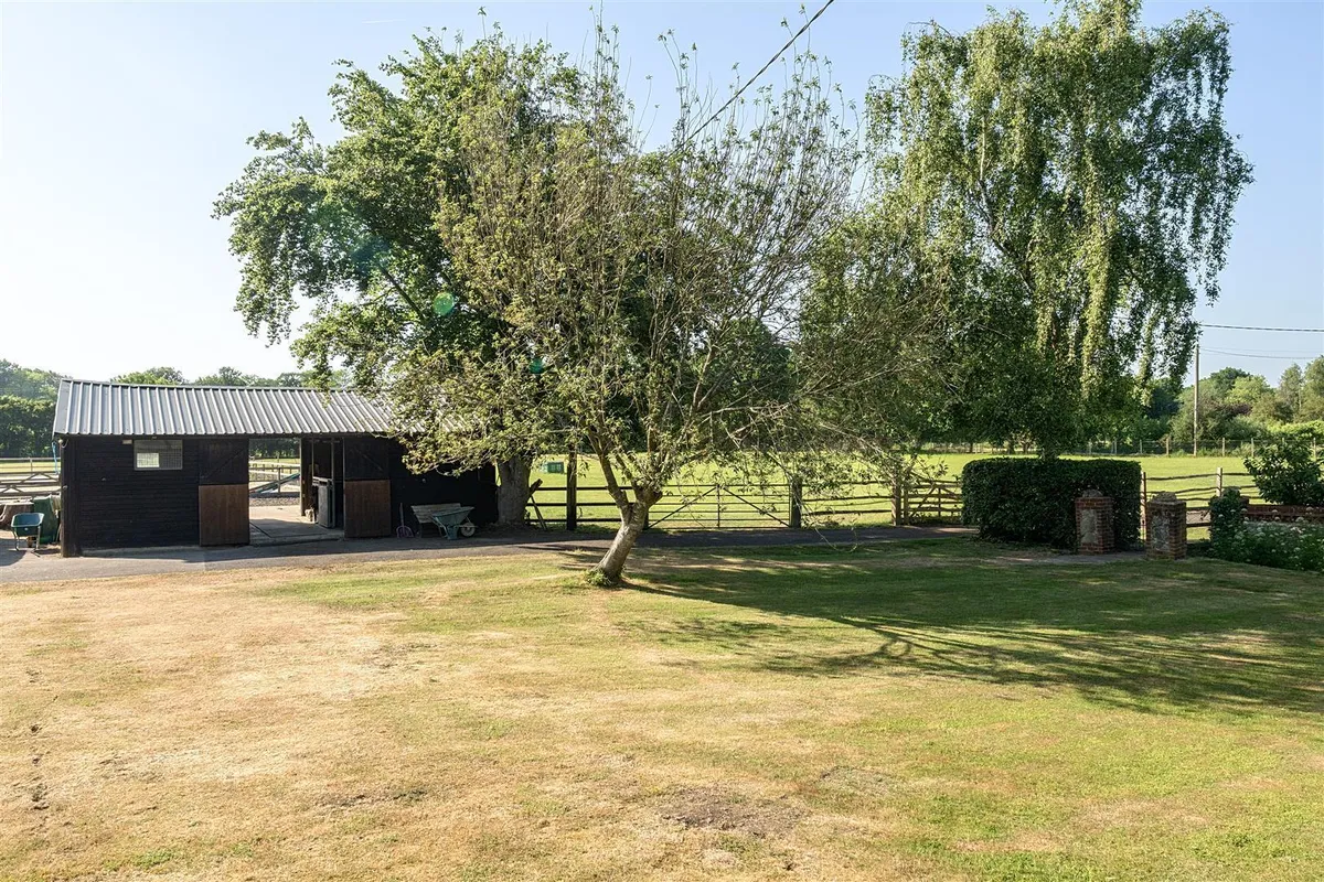 Staplehurst, Tonbridge, Kent