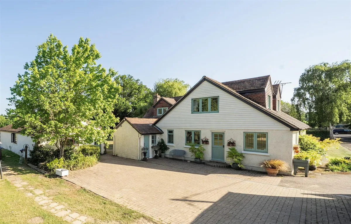 Staplehurst, Tonbridge, Kent