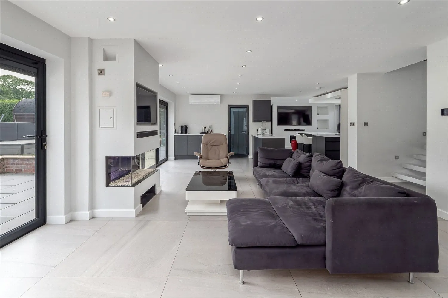 Wilmslow Road, Prestbury, SK10 photo 7