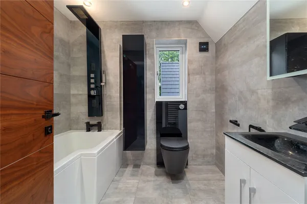 Wilmslow Road, Prestbury, SK10 photo 11